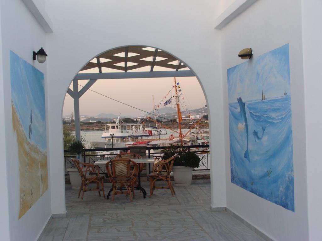 Akrogiali Studios&Rooms Antiparos ciudad Exterior foto